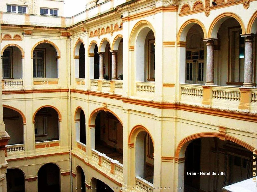 PA ba- 019- Hotel de ville- interieur.jpg